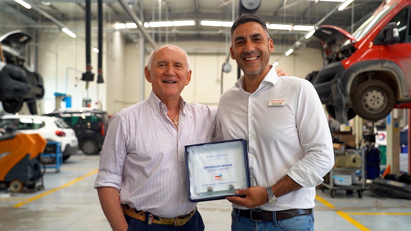 Servizi di qualità: Centralcar riceve il premio Stellantis